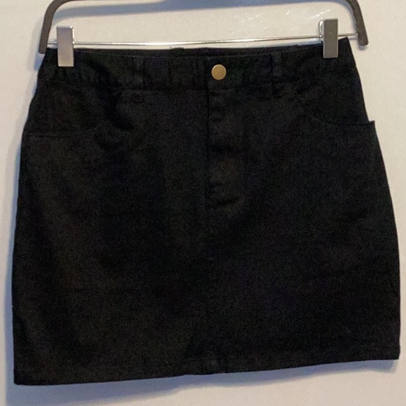 Forever 21 black cotton mini skirt size small - Picture 1 of 8